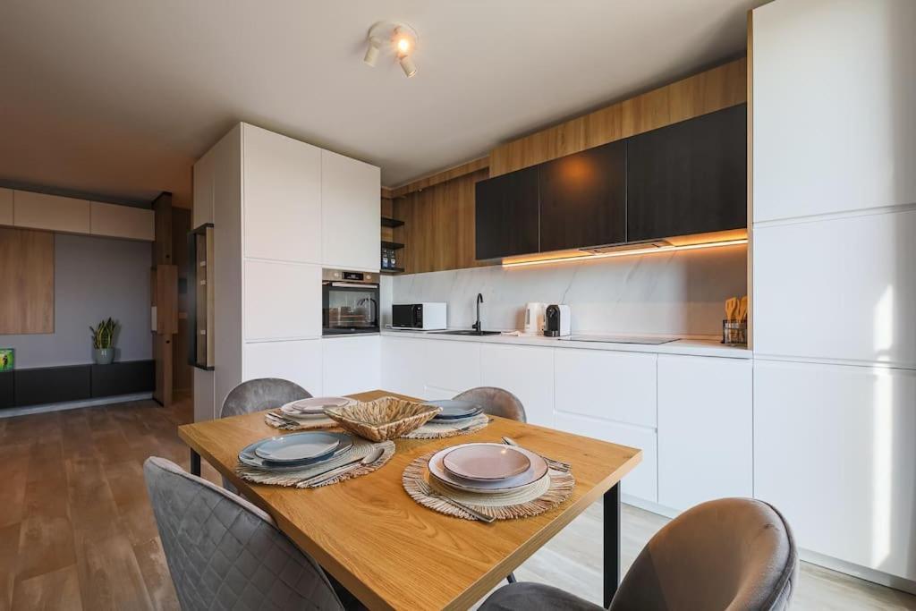 Luxury Apt. Near River & Parking Timişoara Exterior foto
